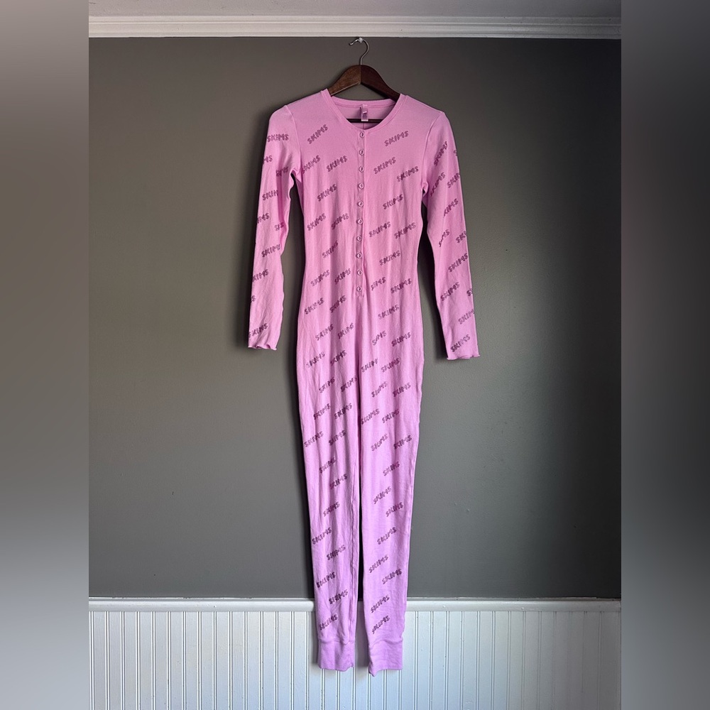 Skims Rhinestone Logo Pointelle Onesie Bubble Gum Pink Size Medium